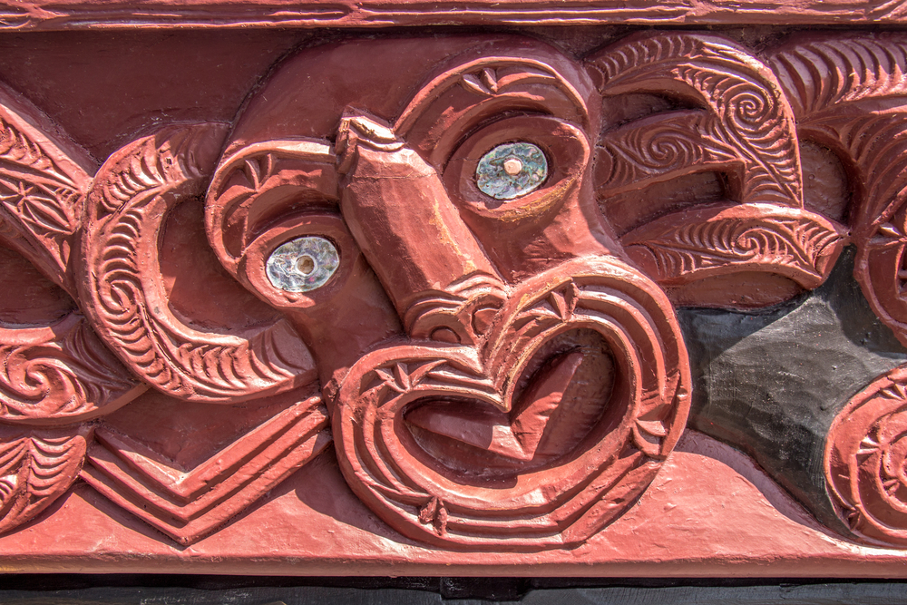 polynesian-wall-carving