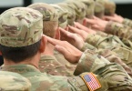 US soldiers giving salute