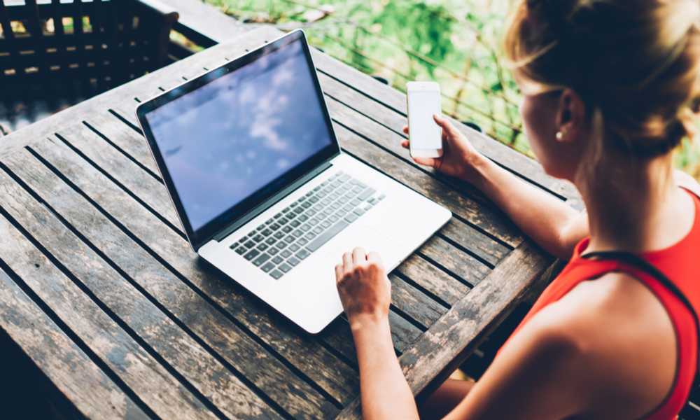 woman on laptop