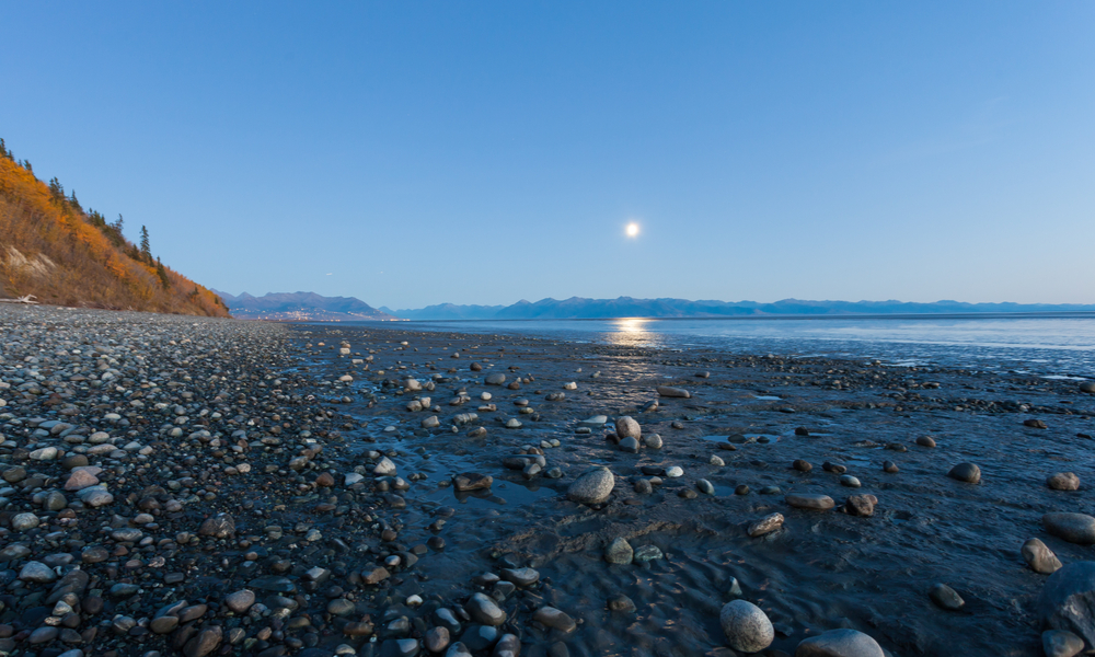 things to do in anchorage - Kincaid beach