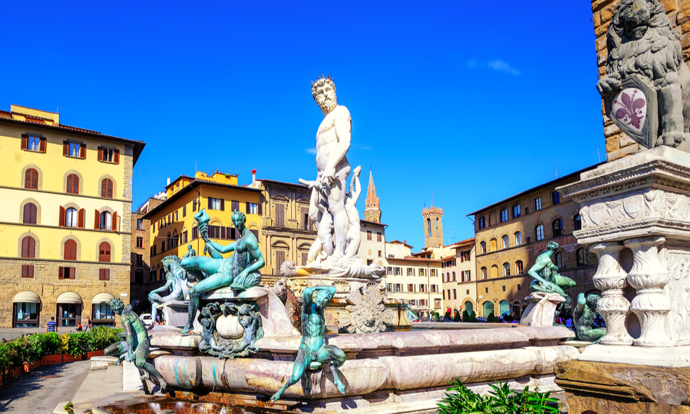 Fountain of Neptune in the olt town center of Florence, Italy