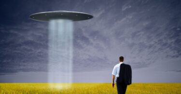 Man and UFO