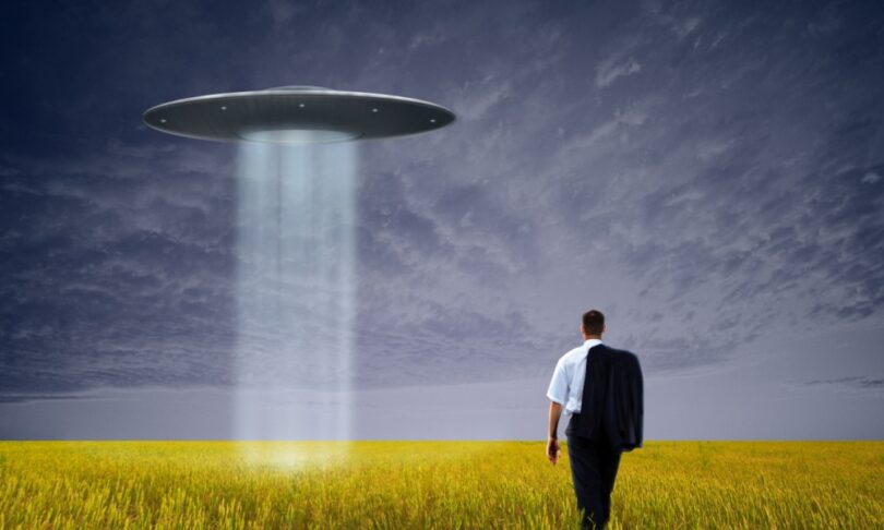 Man and UFO