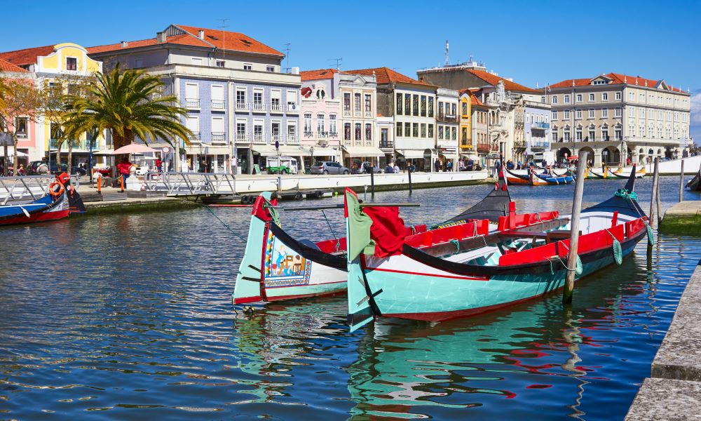 romantic getaway aveiro portugal