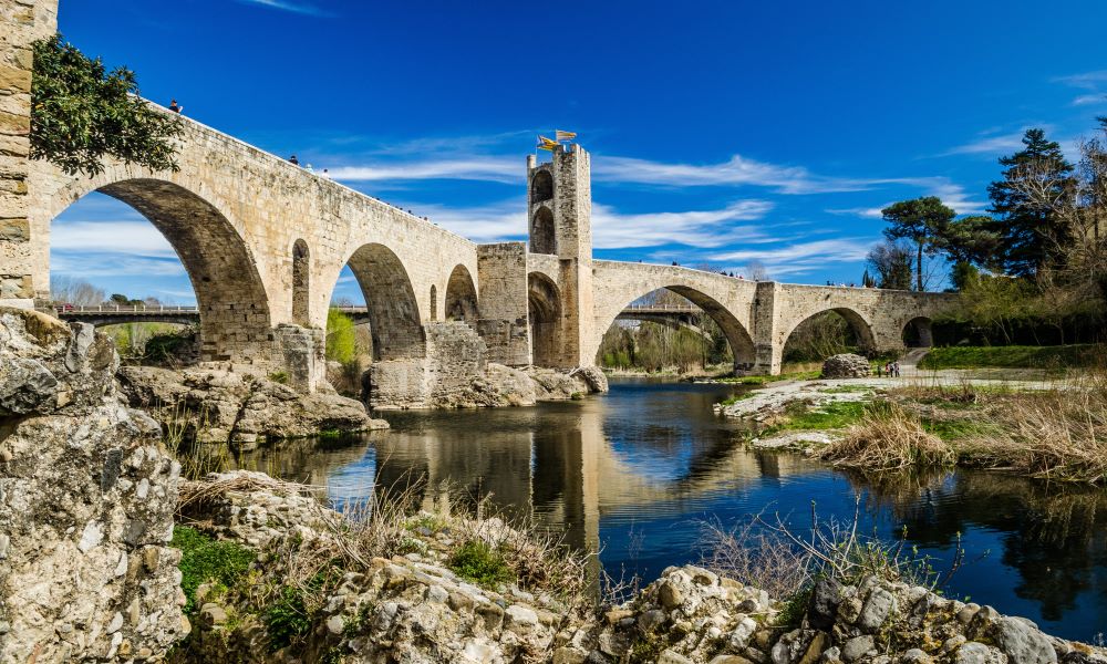 Besalu