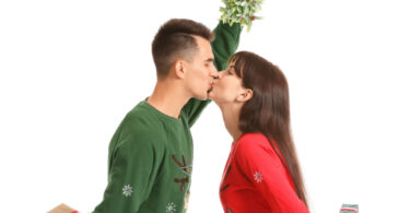 kissing under mistletoe